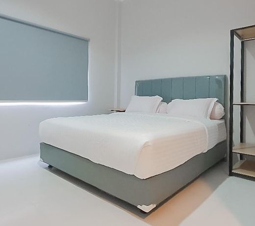 RedDoorz Plus near Siloam Hospital Balikpapan