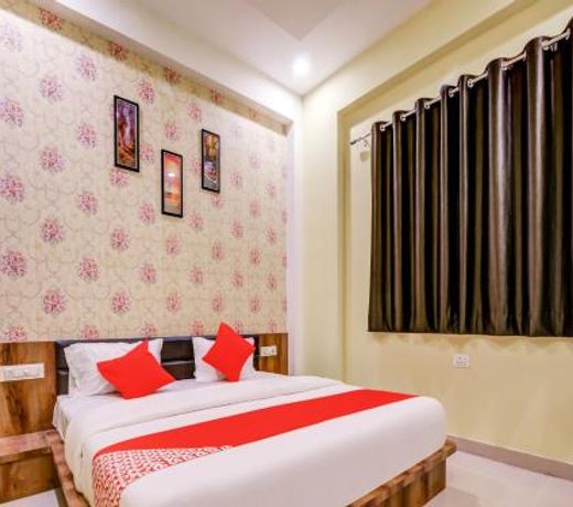 OYO Townhouse 802 Hotel Lotus
