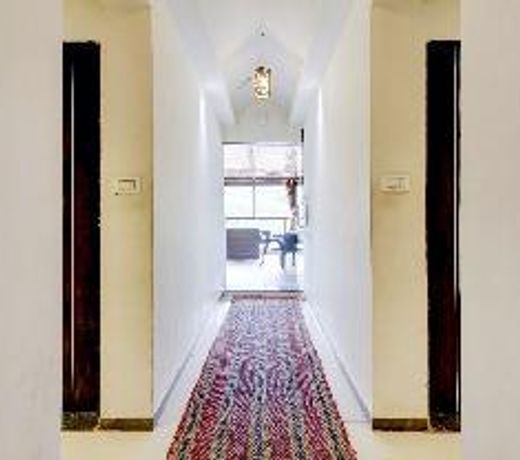 OYO MBL207 Hotel Second Home