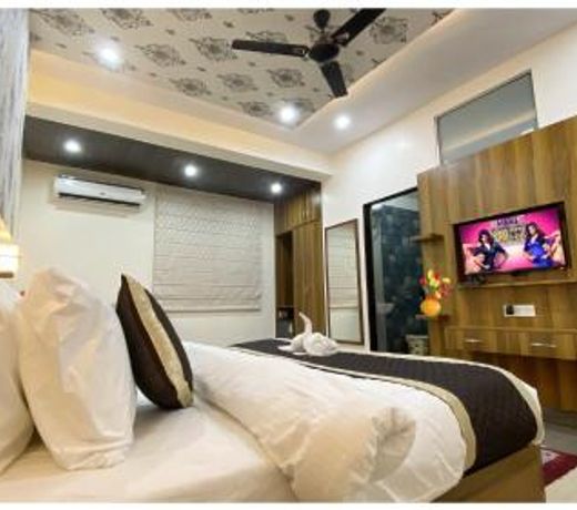 FabHotel Prime Signature