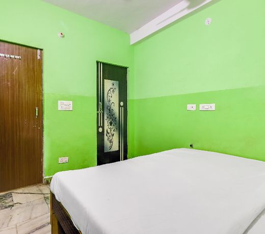 SPOT ON 78357 Dev Guest House