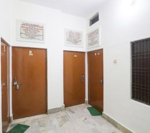 OYO 79336 Coach House