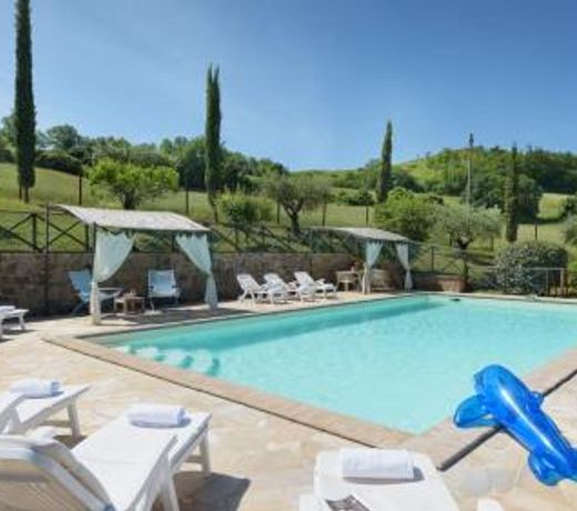 VAL DI MARCO 12, Emma Villas
