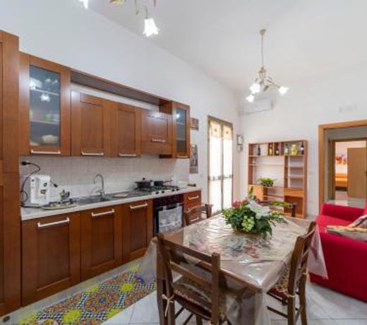 VaVillaVÃ  Appartamenti in Centro