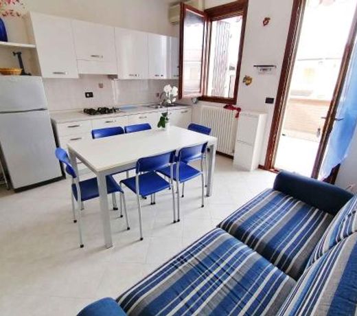 Apartments in Eraclea Mare 25559