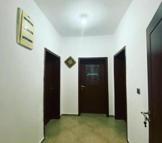 SPGL PLACE IKATE, LEKKI