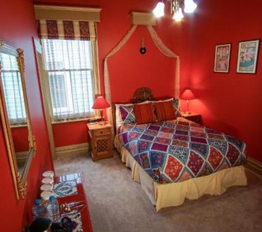 Sea Breeze B & B