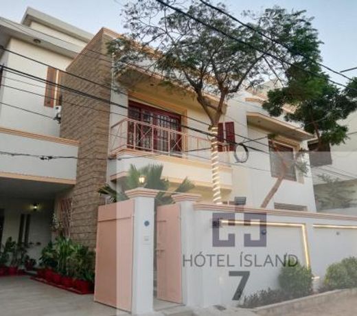 New seaview lodge Guest house