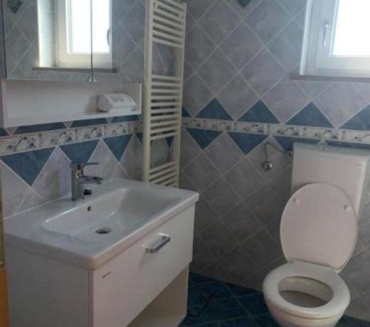 White apartments Hrvatini