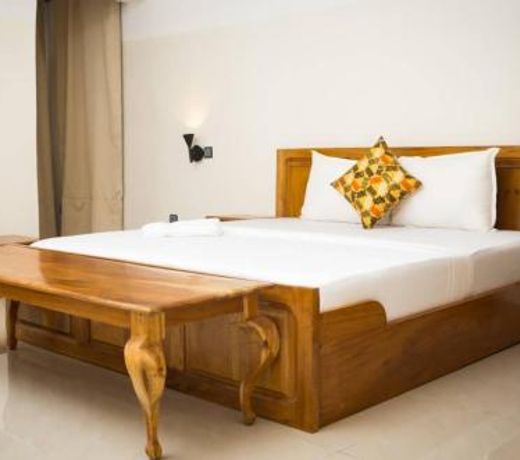 ELOGIA HOTEL