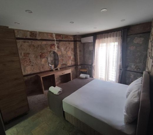Castle Inn Boutique Hotel