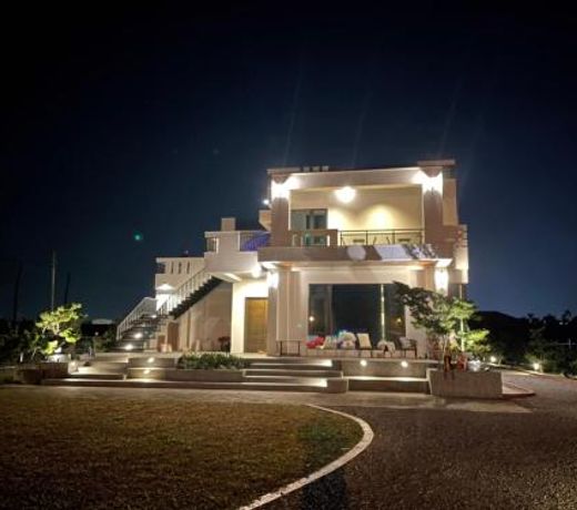Chao Zhou 86 B&B