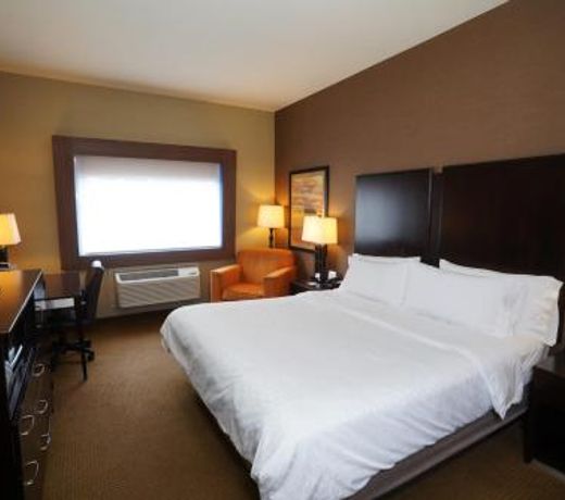 Creekside Hotel & Suites