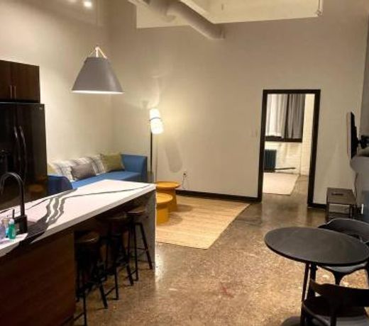 3E-*New* Apt 10 min to Childrenâs Hospital, slps 4