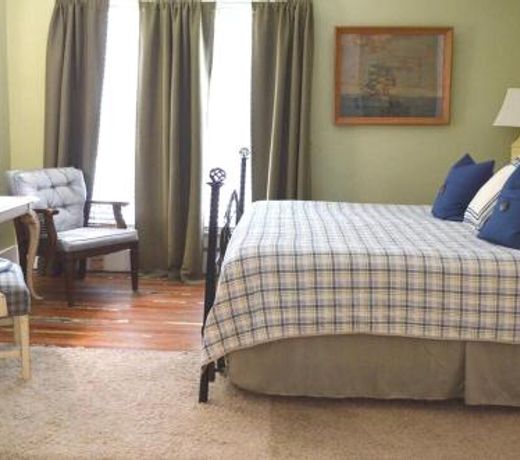 Seasons Bed and Breakfast
