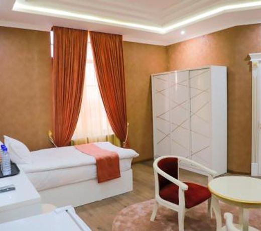 Hotel The Royal