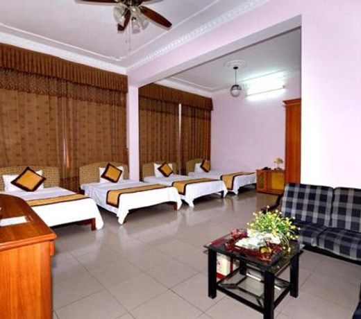 Khach sáº¡n ÄÃ´ng Ã 1