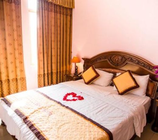 Khach sáº¡n ÄÃ´ng Ã 1