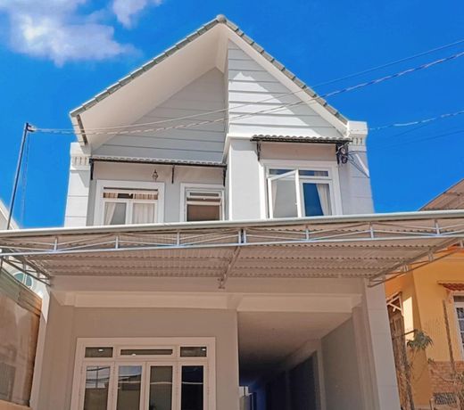SunNy House