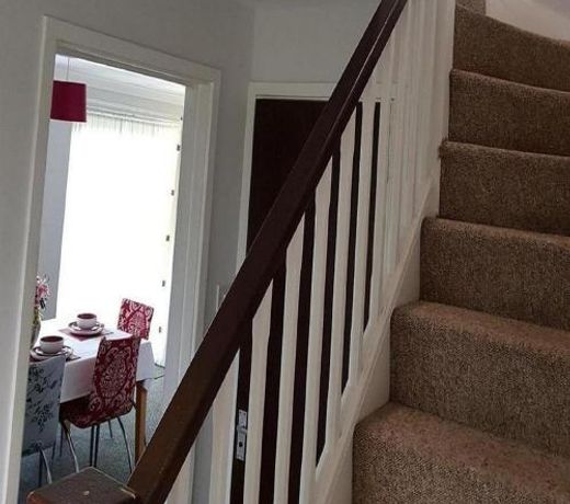 Fieldfare Green-Huku Kwetu Luton & Dunstable Spacious 4 Bedroom Detached House - Free Parking- Field