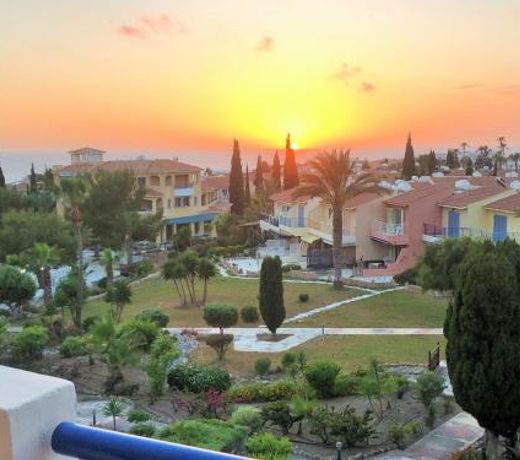 Regina Gardens, Phase 1 (Sea View)