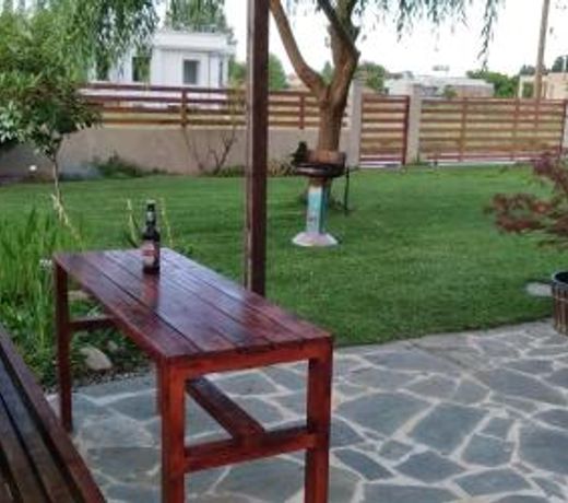 Guesthouse with Garden