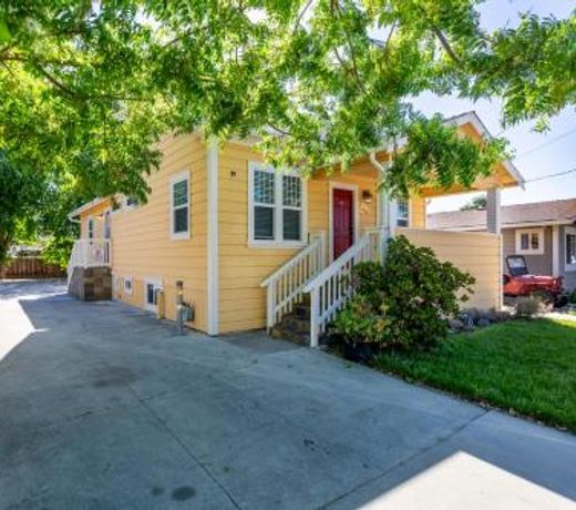 @ Marbella Lane Mini Guest House in Downtown San Jose