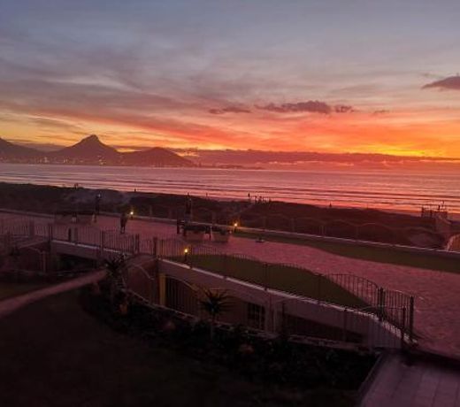 Lagoon Beach Neptune Isle Cape Town