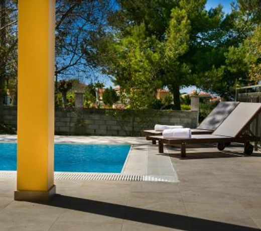 Orion Luxury Villa