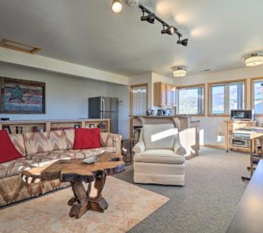 Charming Studio - 3 Miles From Kolob Canyons!