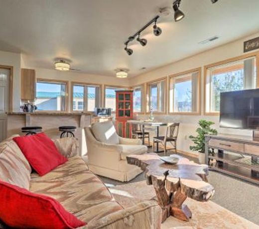 Charming Studio - 3 Miles From Kolob Canyons!