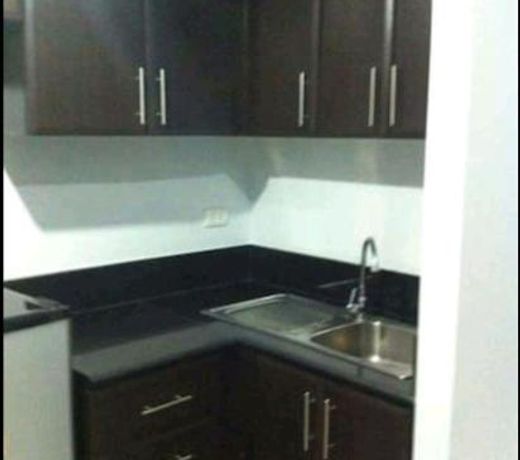 1br condo Cubao Manhattan Parkview tower2