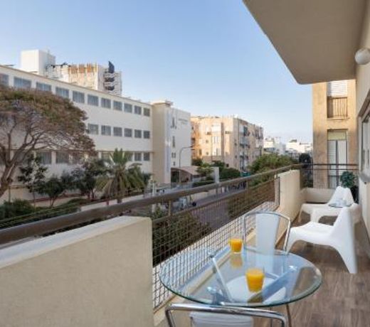 Beautiful 2BR in Ben Yehuda 218 by HolyGuest