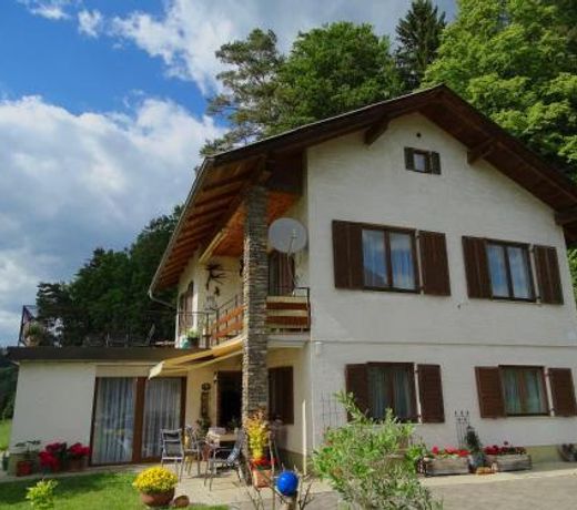 Vorstadt-Appartement Haus Monika