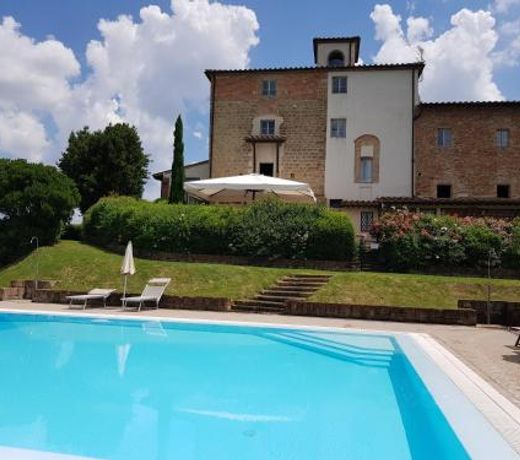 Appartamento AVA nell'antica dimora di Fulignano