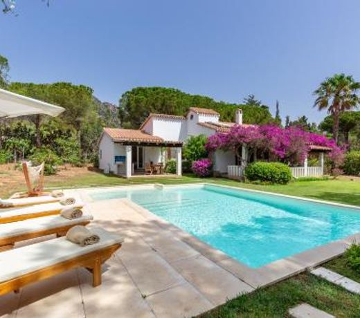 Luxury Villa Angelina piscina privata 9 posti letto Santa Margherita di Pula