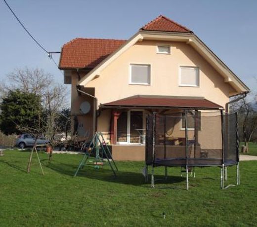 Valant Apartment