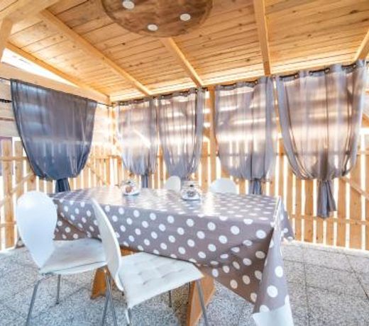 Guest House Pr' Cut