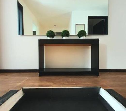 Spacious and cozy house in Polanco for 26 guests