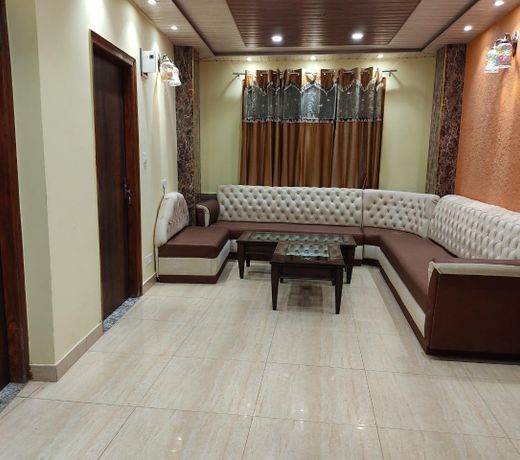 Laj Guru Always Welcome Bed N Breakfast