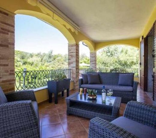 Alghero Villa Mistral per 7 persone Terrazza BBQ AC WiFi