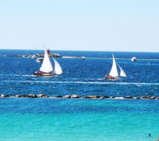 Romantic total sea view