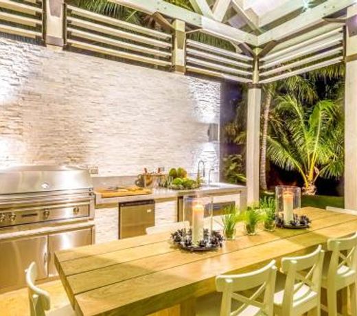 Boca de Chavon Villa Sleeps 10 with Pool Air Con and WiFi
