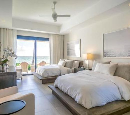 Las Minas Villa Sleeps 12 with Pool Air Con and WiFi
