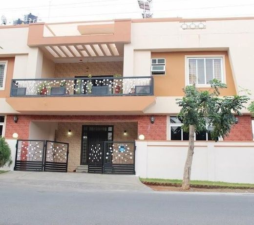 ComfortNest  Coimbatore for 12 to 18 Guests Family