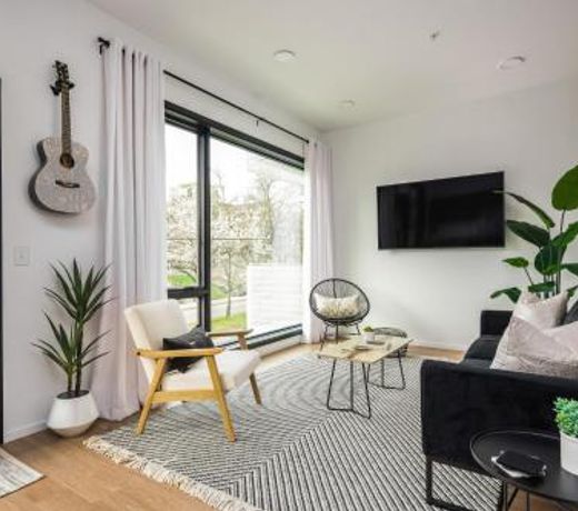 Illume - Luxe Gulch View Community - Sunny Balcony condo