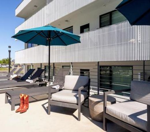 Illume - Luxe Gulch View Community - Sunny Balcony condo