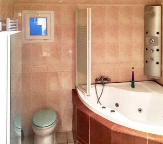 Studio a Tremblay en France avec jardin clos et WiFi