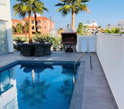 Mobina Villas