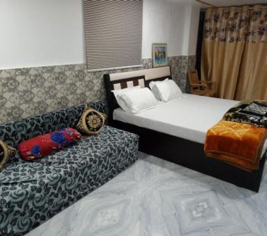 Travellers Guest House
